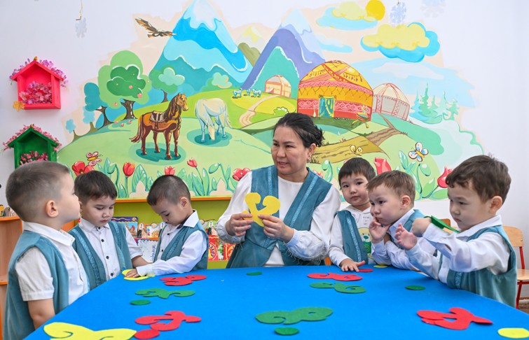 مەكتەپكە دەيىنگى ءبىلىم مەن تاربيە ساپاسى قانداي؟