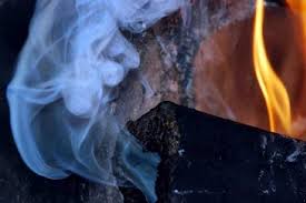 ورالدا ءبۇتىن ءبىر وتباسى گازدان ۋلانىپ قالعان