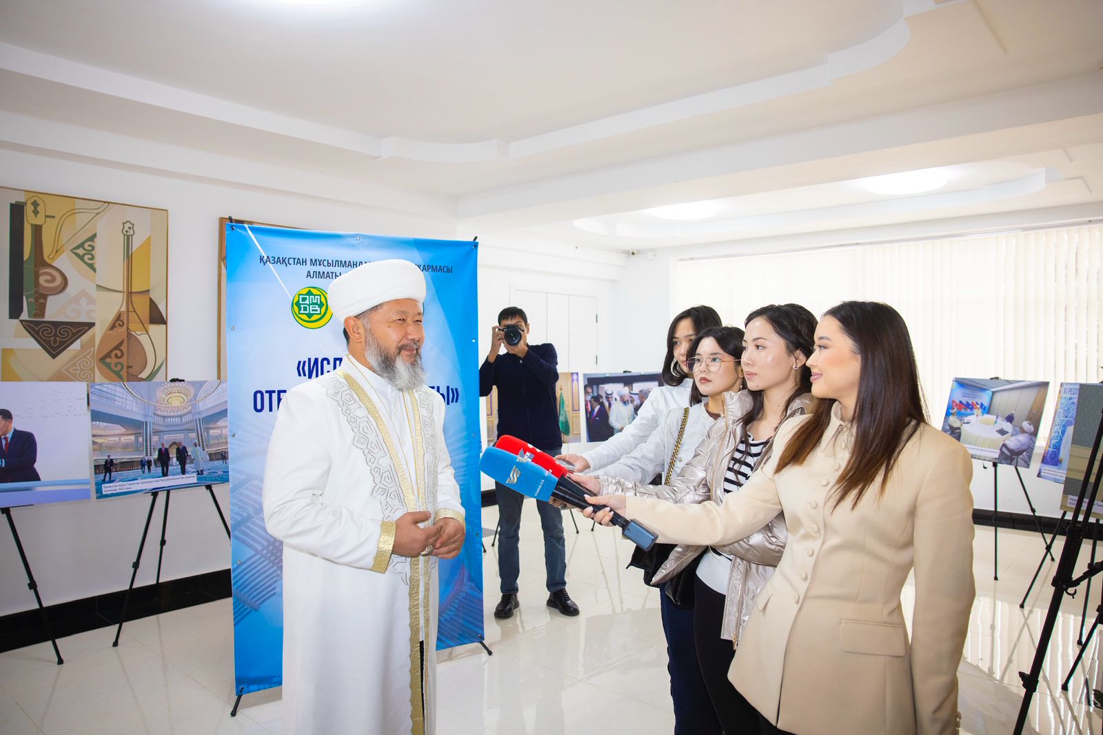 وتباسى ينستيتۋتى مەن رۋحاني قۇندىلىقتار تالقىلاندى