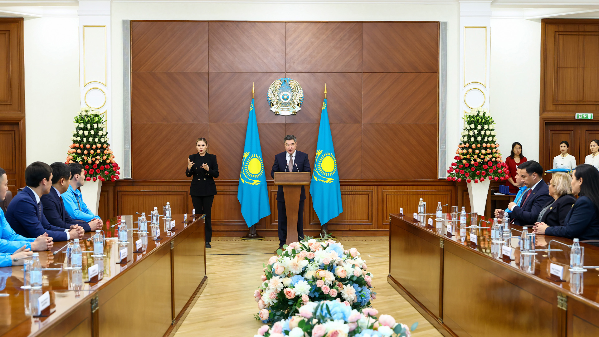 سەرىك دانياروۆ: مەن ءوزىمنىڭ قولا مەدالىمدى مەملەكەت باسشىسىنا ارناعىم كەلەدى