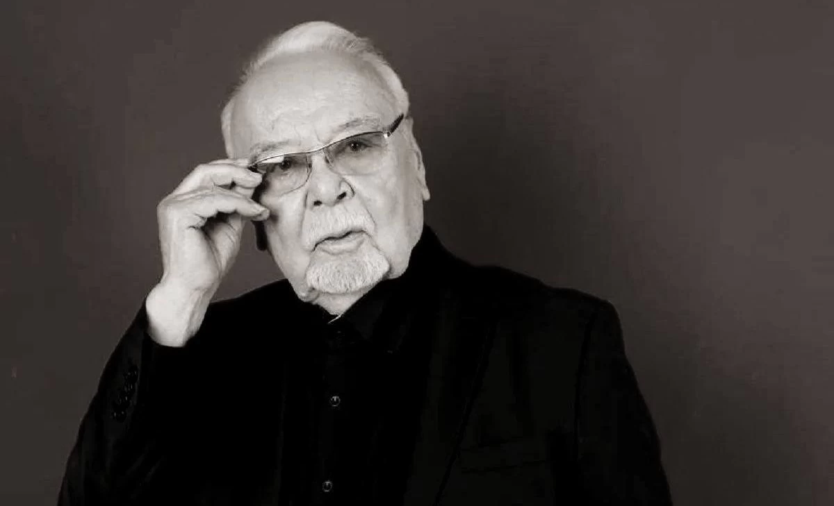 ارىستاي تۇلعامىزدان ايىرىلدىق