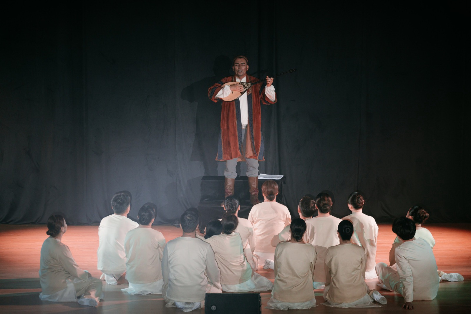 مەملەكەتتىك تىلگە باسىمدىق بەرگەن كومپانيا