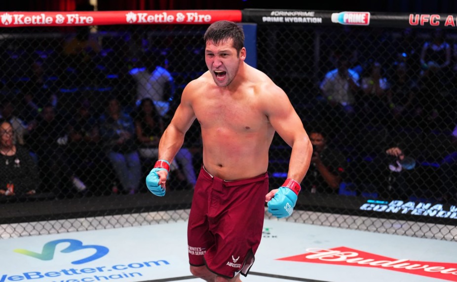 ديار نۇرعوجاي برازيليالىق سپورتشىمەن كۇش سىناسادى