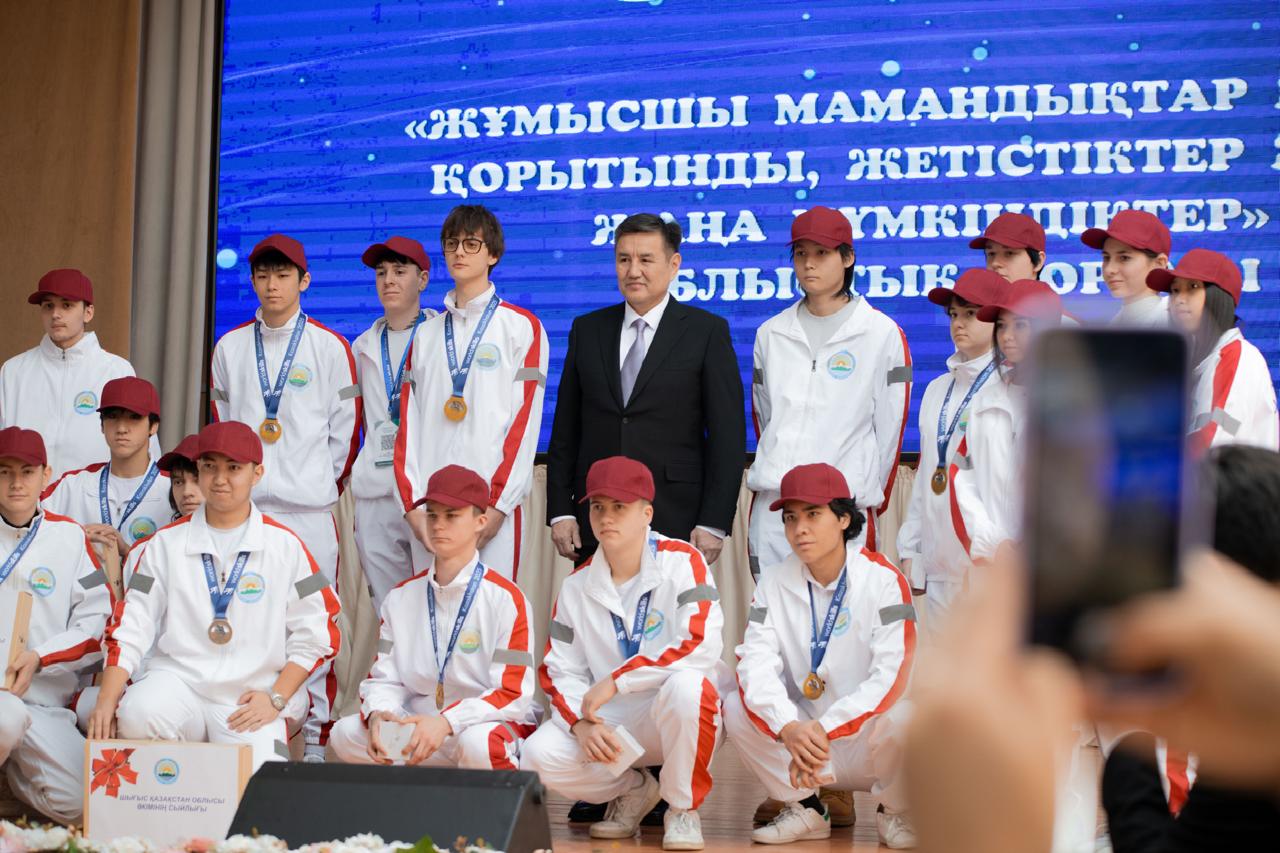 جۇمىسشى ەڭبەك ادامدارى ارداقتالدى