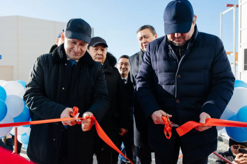 اتىراۋدا ازىق-ت ۇلىك باعاسىن تۇراقتاندىرۋعا باعىتتالعان ءىرى لوگيستيكالىق ورتالىق اشىلدى