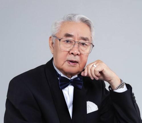 قابىلاش ابىكەي ۇلى: اتاجۇرتتا ونەرىمدى العاش باعالاعان ءسابيت مۇقانوۆ ەدى