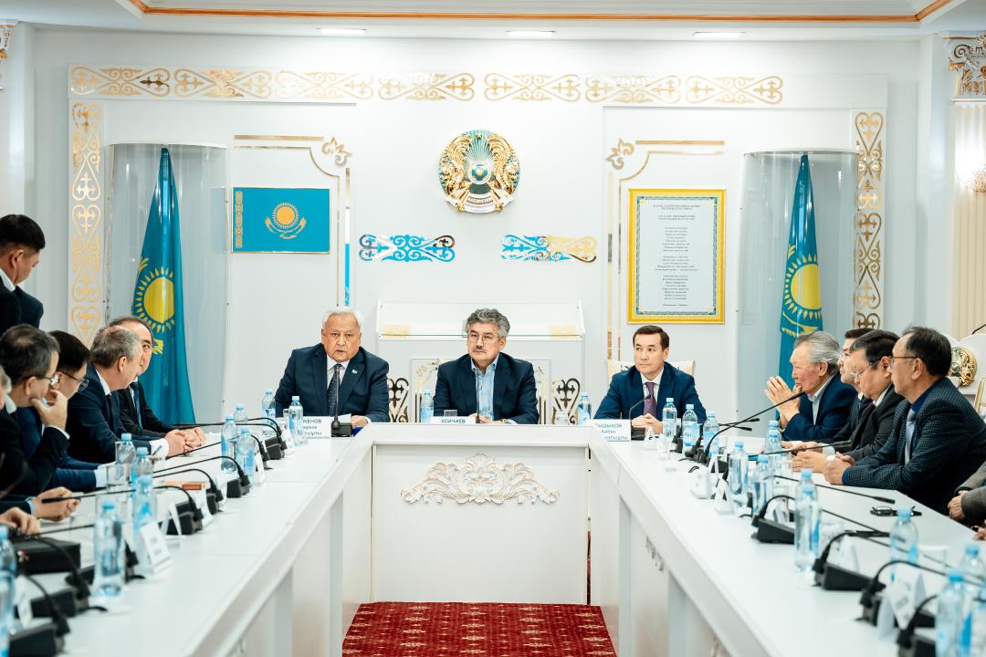 جازۋشىلار وداعىنىڭ جىل قورىتىندىسى