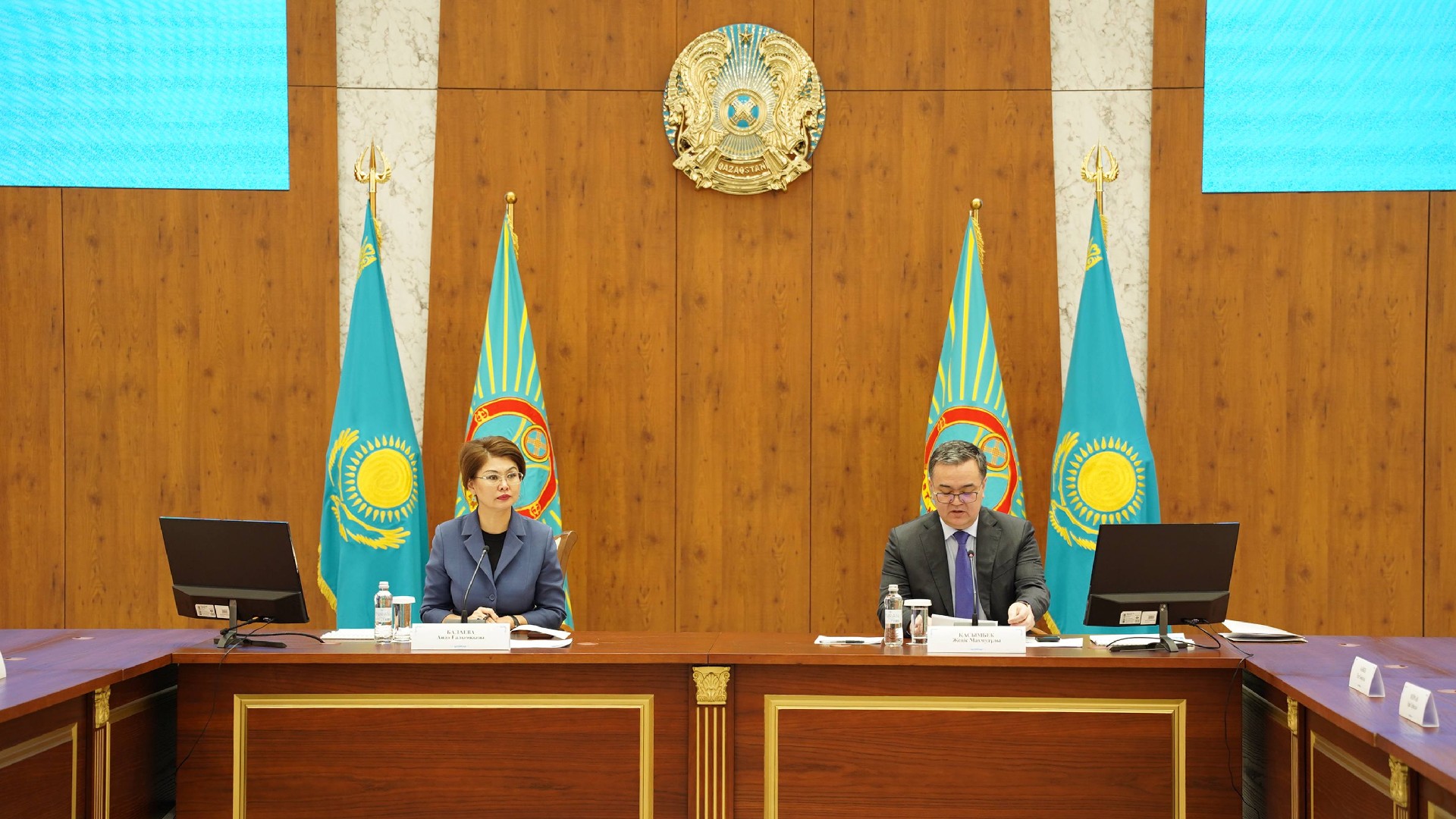 استانادا الەۋمەتتىك سالانى كەشەندى دامىتۋدىڭ باسىمدىقتارى تالقىلاندى