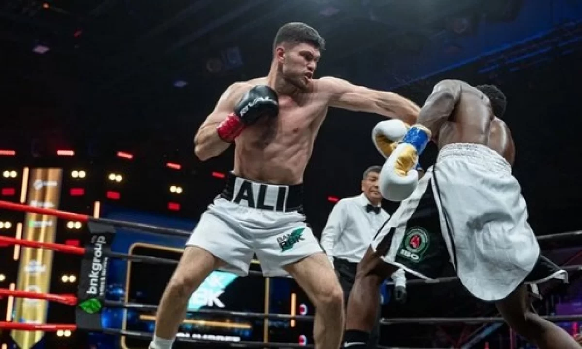 الماتىدا كاسىپقوي بوكس كەشى ءوتتى