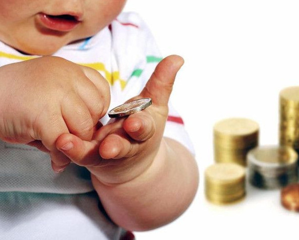 كەلەسى جىلى زەينەتاقى مەن جاردەماقى قانشالىقتى وسەدى؟