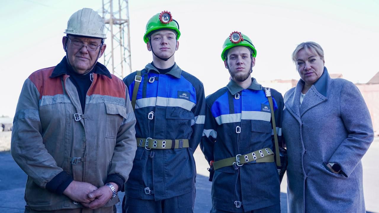 كەنشىلەر اۋلەتى ەلدەگى ۇزدىك ەڭبەك ديناستيالارىنىڭ ءبىرى دەپ تانىلدى