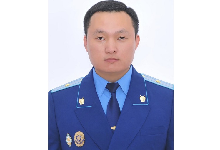 اتىراۋ وبلىسىنىڭ ءتورت اۋدانىنا جاڭا پروكۋرور تاعايىندالدى