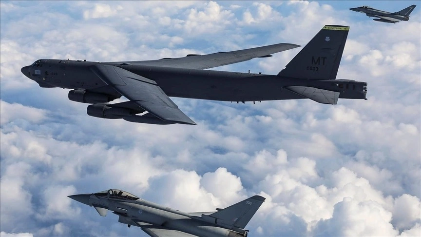 ۆەنەسۋەلاعا قارسى اسكەري وپەراتسياعا 150 بومبالاۋشى, جويعىش جانە بارلاۋ ۇشاعى قاتىسقان