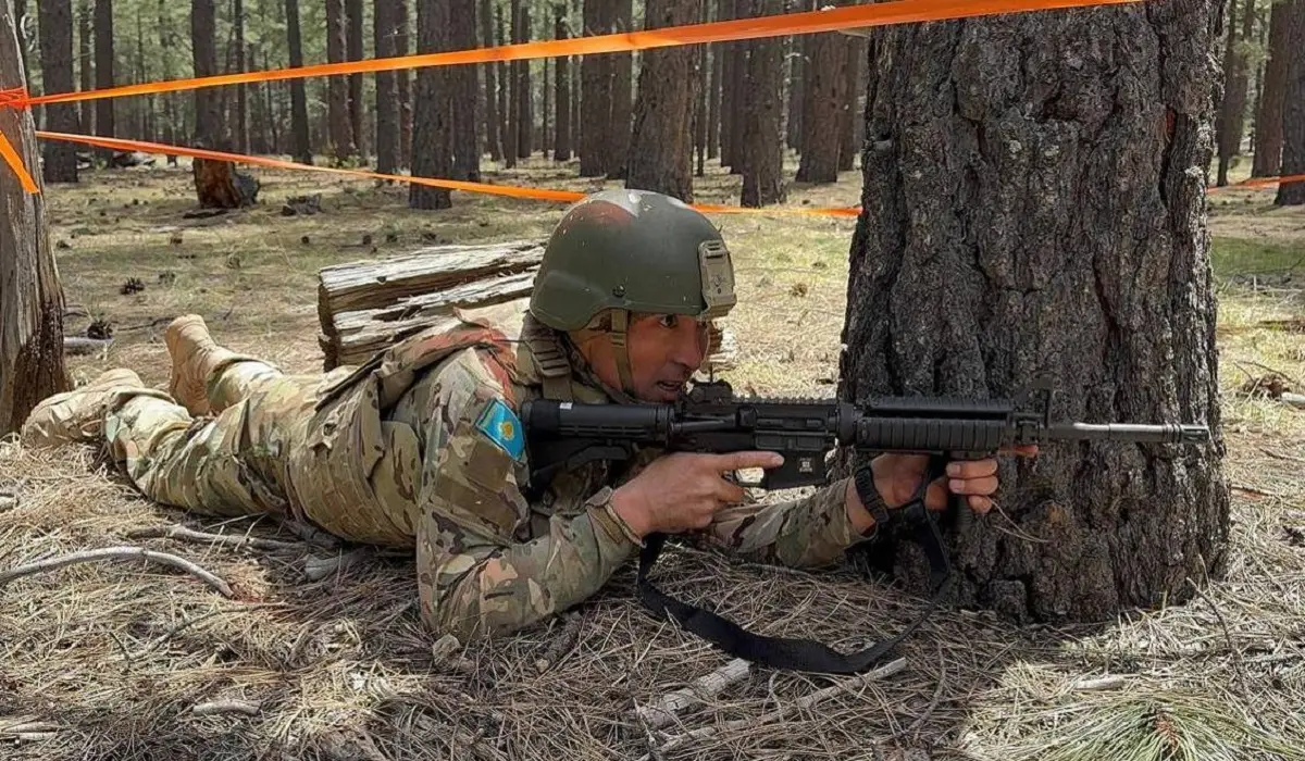 قازاق ساربازى اقش-تا وتكەن «Best Warrior» بايقاۋىندا رەكورد ورناتتى