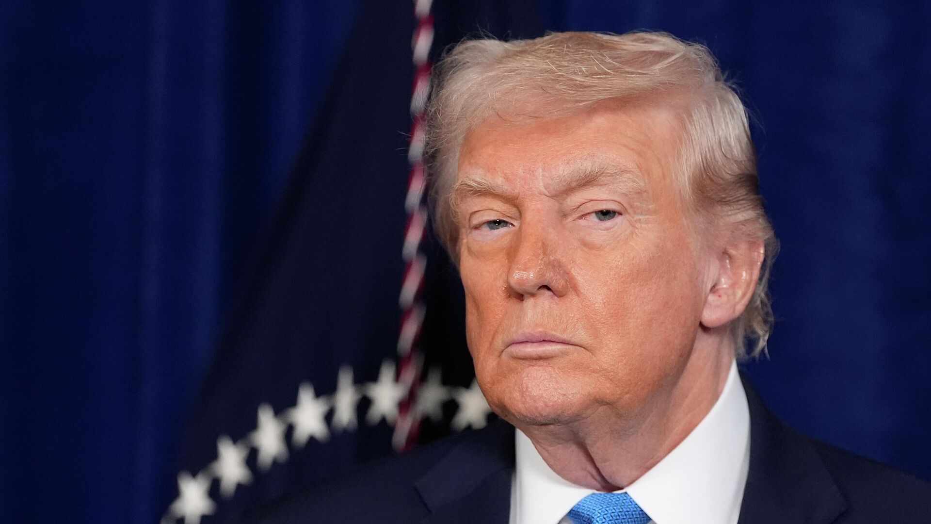 اقش دەموكراتتارى ترامپقا يمپيچمەنت جاريالاۋ ماسەلەسىن كوتەردى