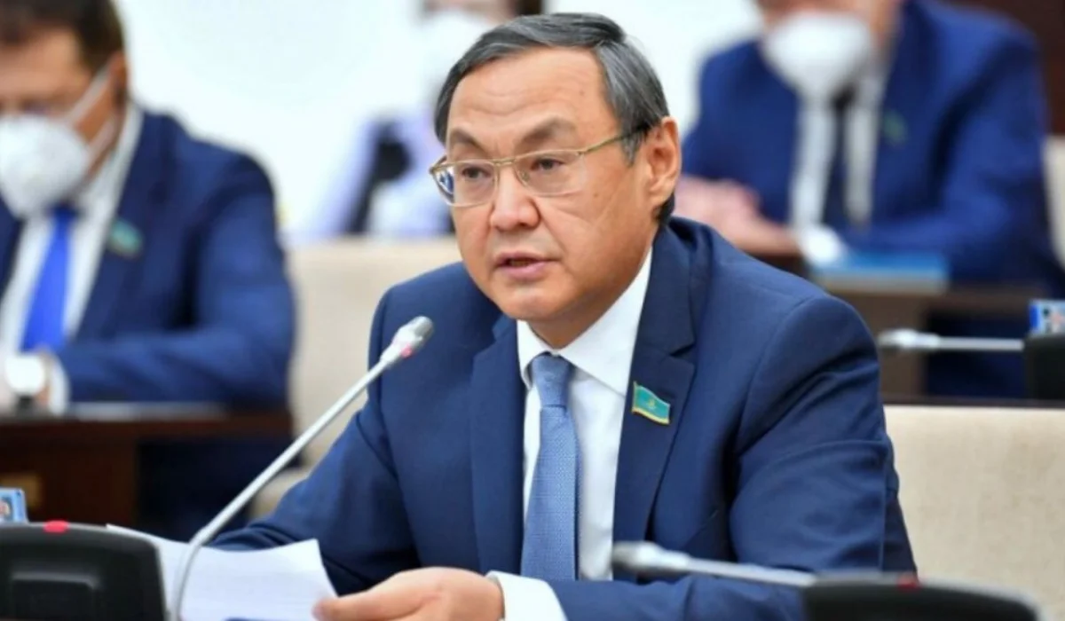 جاڭعىرۋدىڭ عىلىمي وزەگى: پرەزيدەنت سۇحباتى جانە ۇلتتىق عىلىم اكادەمياسىنىڭ ينستيتۋتسيونالدىق ءرولى