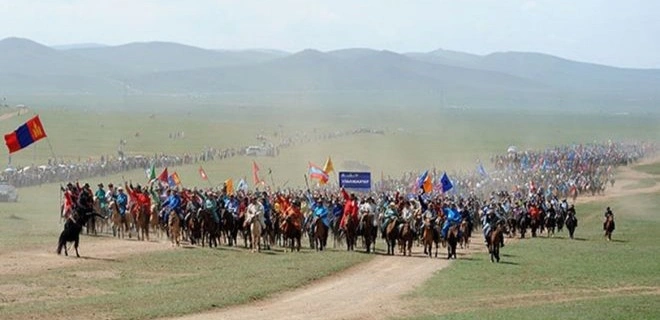 دۇنيەجۇزىلىك جىلقى كۇنى: 56 ەلدەن كەلەتىن 10 مىڭ سالت اتتى موڭعوليادا باس قوسادى