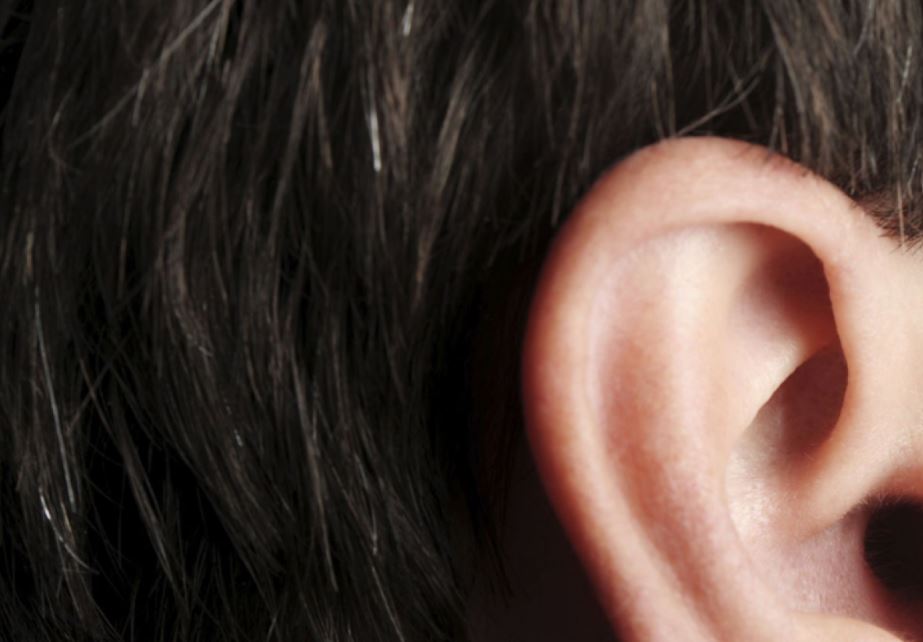 اتىراۋ وبلىسىندا ەر ادامنىڭ قۇلاعىن كەسىپ العان