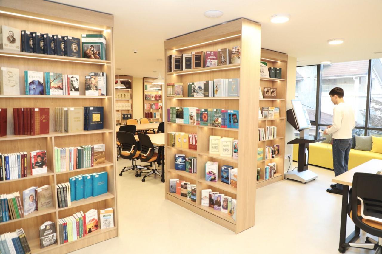 الماتىدا برايل قارپى بار, IT-ايماقتى كىتاپحانا اشىلدى