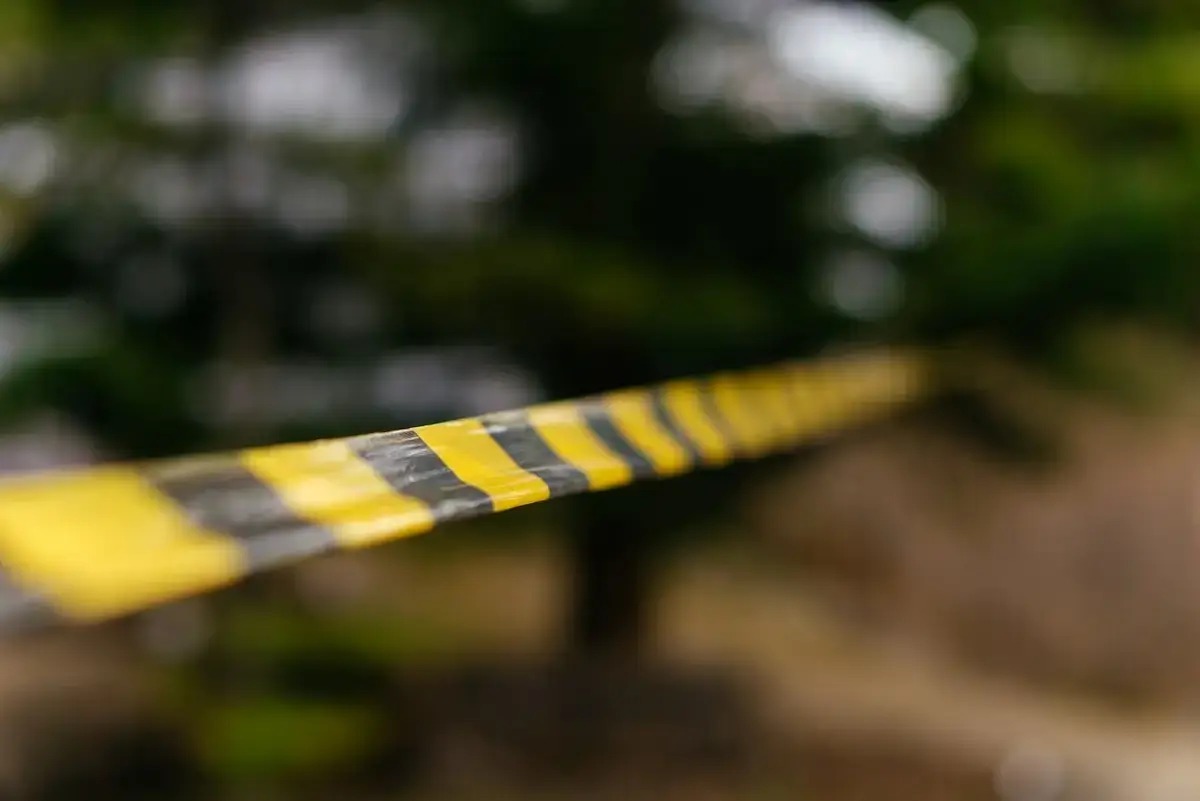 شىمكەنتتە كوپقاباتتى ءۇيدىڭ الدىنان جاس قىزدىڭ ءمايىتى تابىلدى