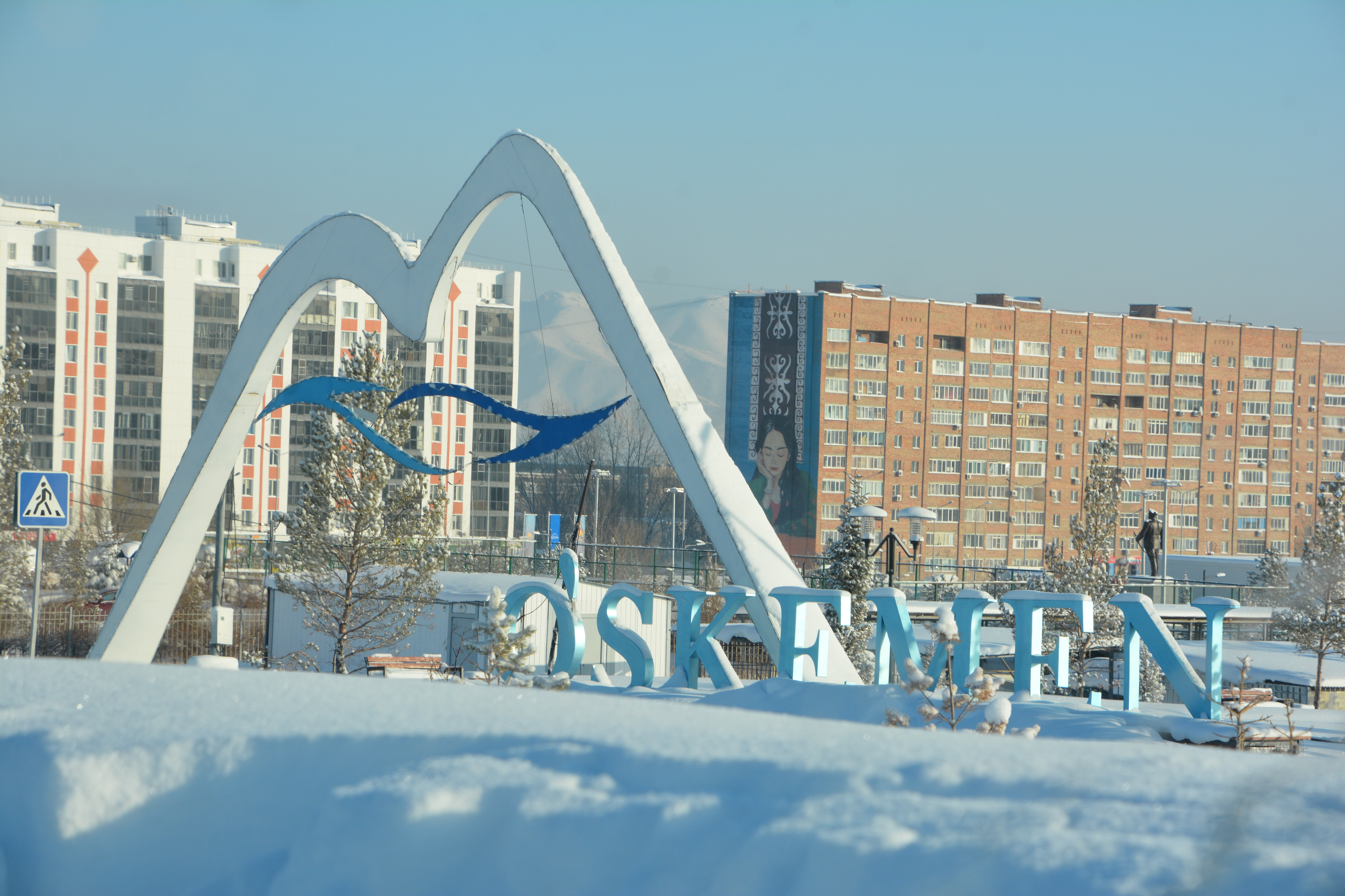 وسكەمەندە جاقسىلىق ۇشكەمپىروۆ پەن ورالحان بوكەيگە كوشە بەرىلدى