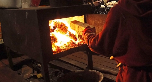 تۇركىستان وبلىسىندا ءبىر وتباسىنىڭ ءۇش ادامى كومىرقىشقىل گازىنان ۋلانىپ قازا تاپتى