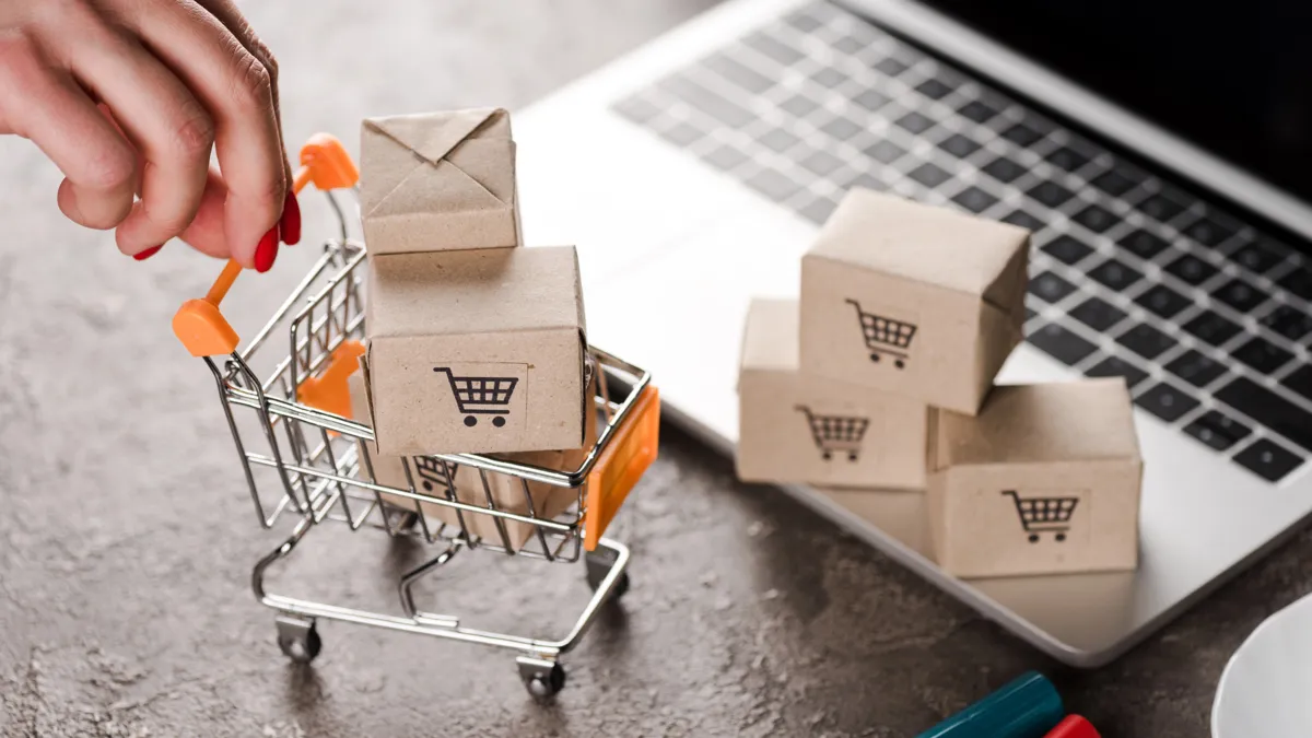 شەتەلدىك ماركەتپلەيستەردە ساۋدا جاساۋ: ەل ازاماتتارى ءۇشىن نە وزگەرەدى؟