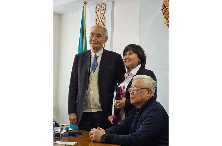 عالىم ەڭبەگىمەن بەدەلدى