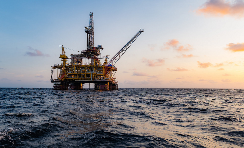 قازاقستان مۇنايى تەڭىزگە نەگە جەتە الماي جاتىر؟