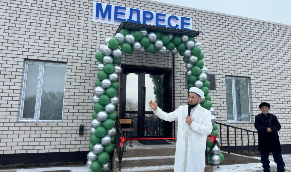 رۋحاني تاربيە مەكتەبى