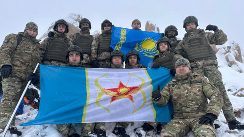 كۋرسانتتار 3500 مەترلىك شىڭدى باعىندىردى