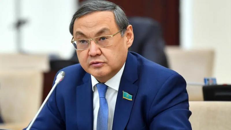 عىلىم زامانعا بەيىمدەلۋى كەرەك