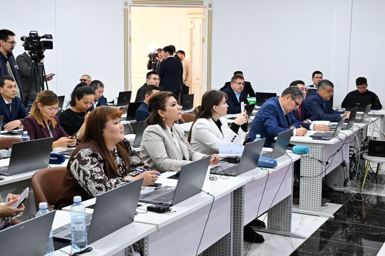 ەل مەرەيىن وسىرگەن جيىن