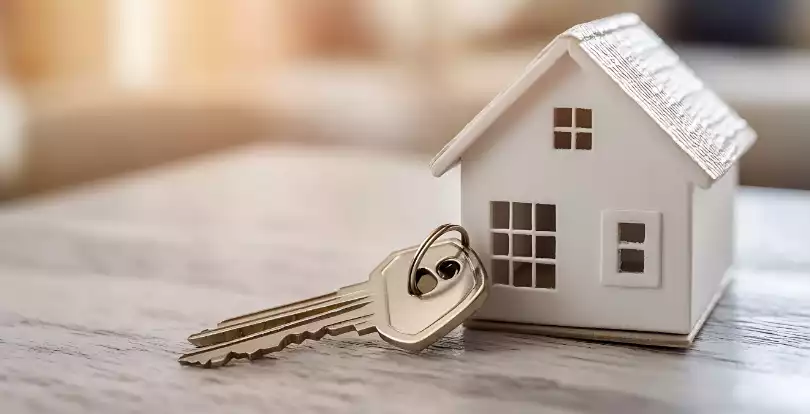 جەتىسۋ وبلىسىندا تۇرمەدەن شارتتى تۇردە بوساتىلعان ازاماتقا ءۇي بەرىلدى