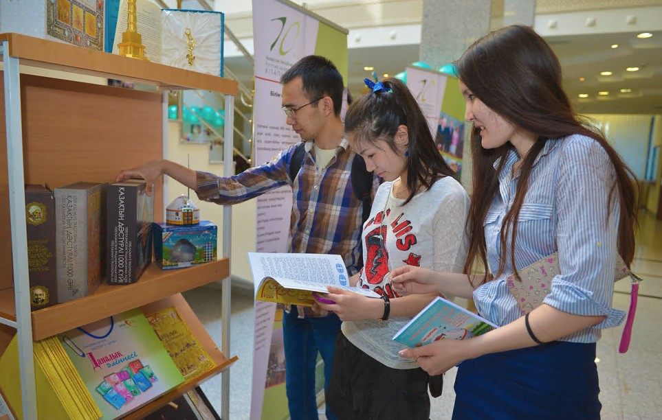 كىتاپ قورىن تولىقتىرۋدا نەنى ەسكەرۋ كەرەك؟