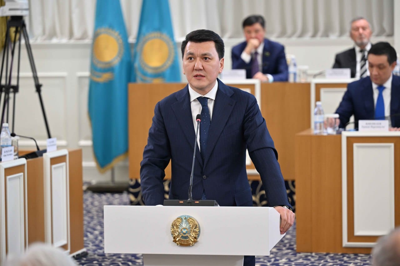 ەرلان قارين: كونستيتۋتسيالىق كوميسسيانىڭ قۇرىلۋى تاريحي وقيعا