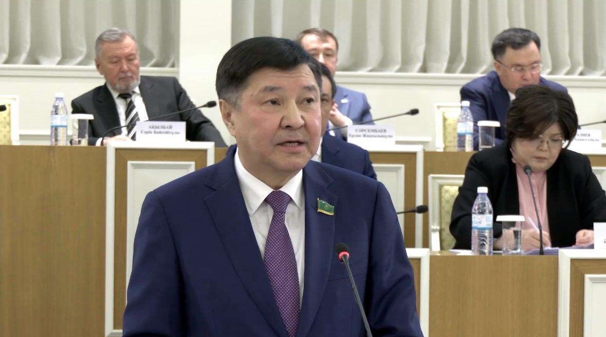 جاقىپ اسانوۆ: جەكە دەرەكتەردىڭ قورعالماۋى – مەملەكەتكە تىكەلەي قاۋىپ