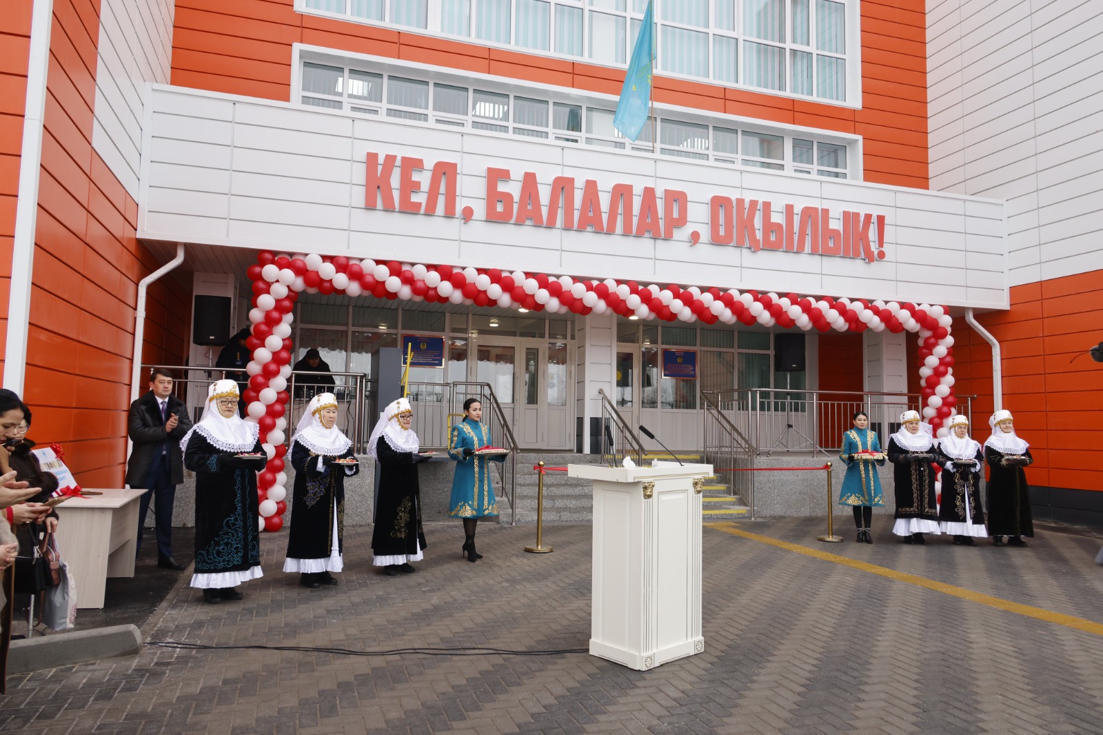 جەتىسۋ مەكتەپتەرىنىڭ جايى قالاي؟