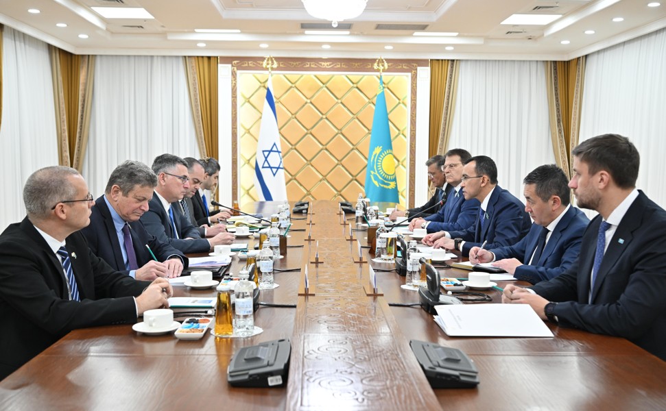 تەڭگەرىمدى بايلانىس تەرەڭدەي تۇسەدى