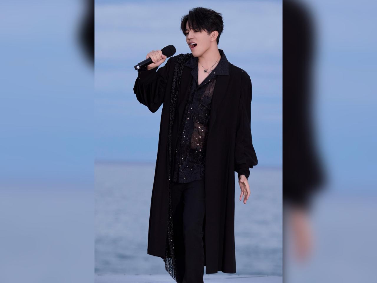 قىتاي تەلەارناسىندا ديماش قۇدايبەرگەننىڭ جاڭا حالىقارالىق جوباسى تانىستىرىلادى