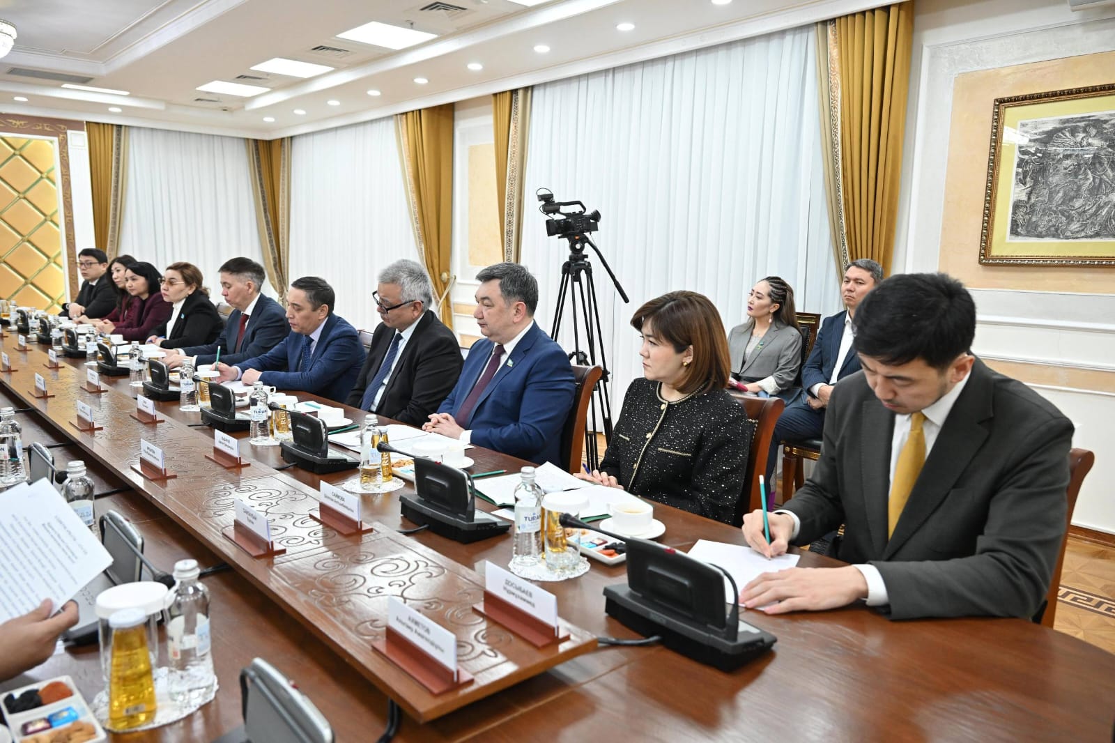 كونستيتۋتسيانىڭ 80-گە جۋىق نورماسىنا وزگەرىستەر ەنگىزىلەدى