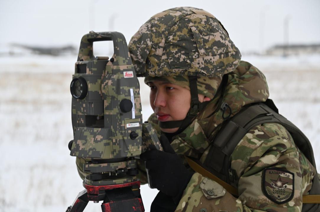 اسكەري توپوگراف كۇنى: تسيفرلى ۇرىس الاڭى قالاي جاساقتالادى؟