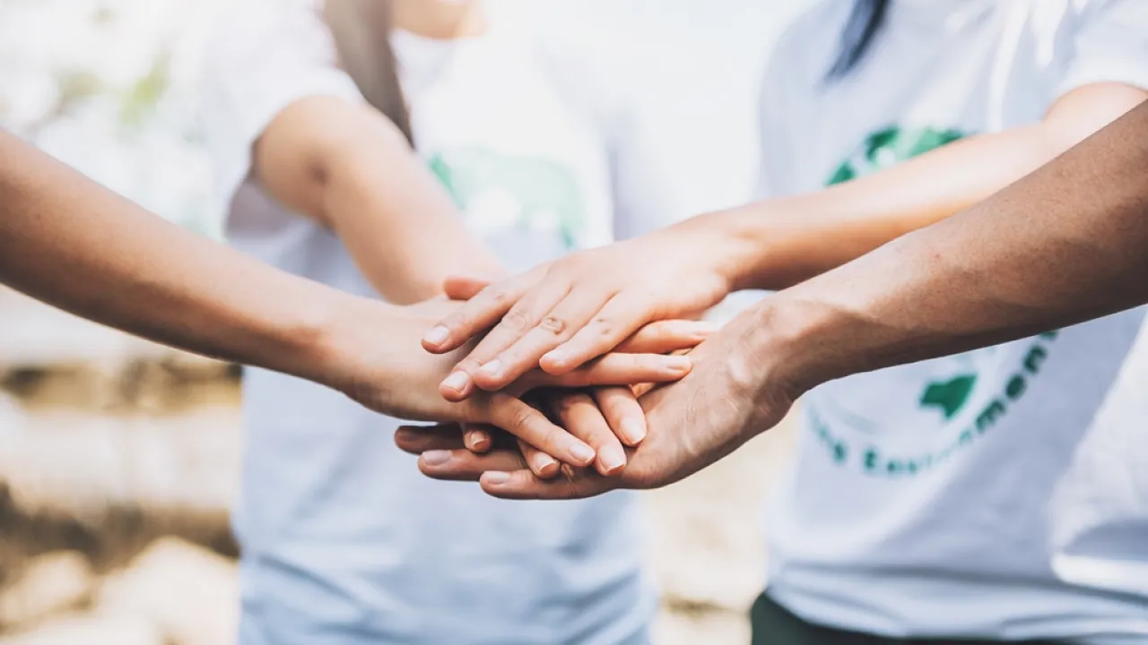 ۇكىمەت ۆولونتەرلىك قوزعالىستى دامىتۋعا باعىتتالعان ۇلتتىق ءىس-شارالار جوسپارىن بەكىتتى