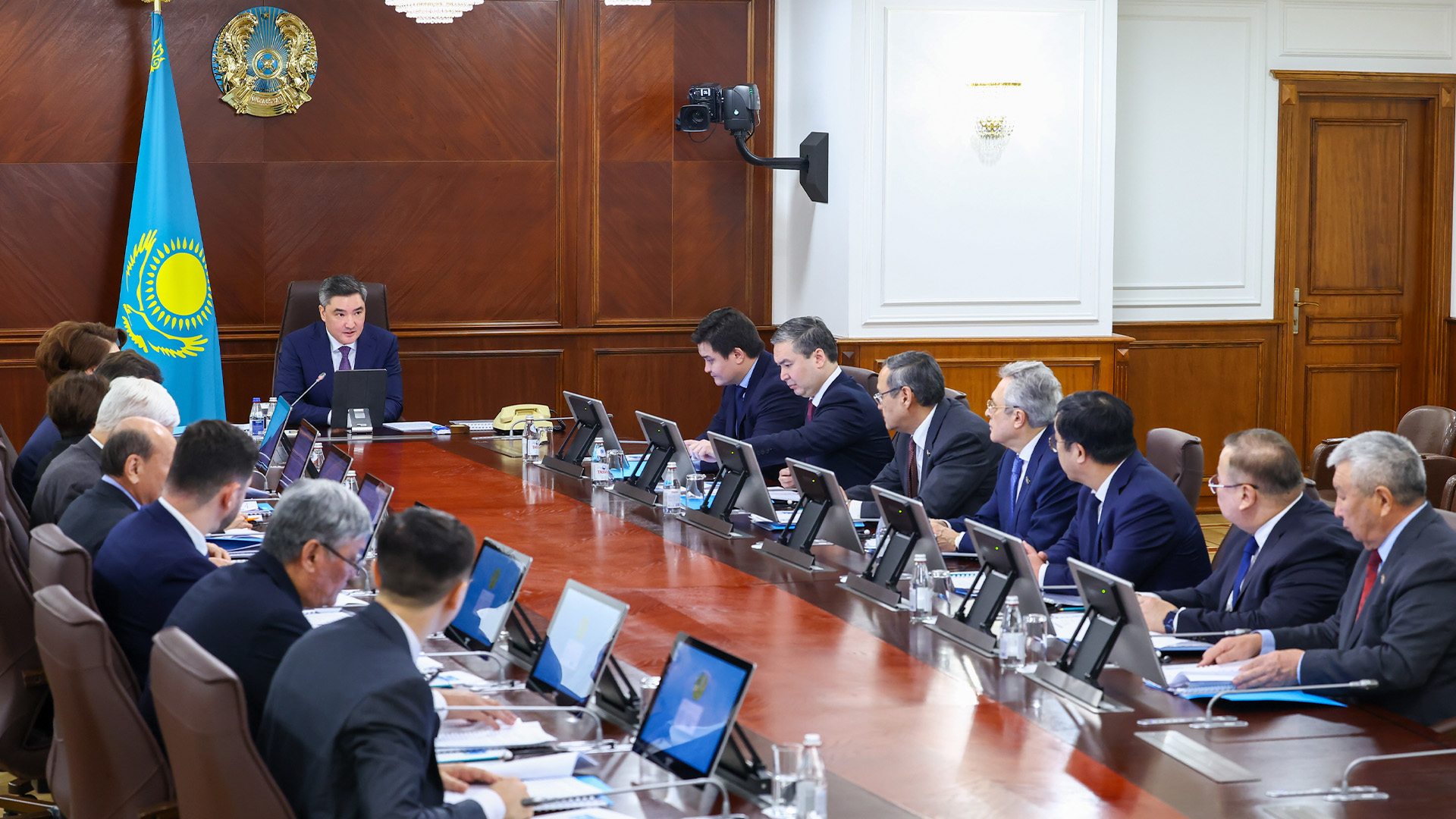 ولجاس بەكتەنوۆ: كونستيتۋتسيا جوباسى – ادىلەتتى قازاقستان مەن تەحنولوگيالىق سەرپىلىستىڭ بەرىك نەگىزى