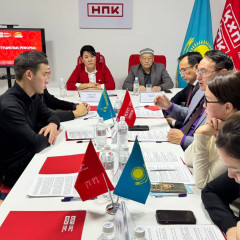 قازاقستان حالىق پارتياسى قىزىلوردادا جاڭا كونستيتۋتسيا جوباسىن تالقىلادى