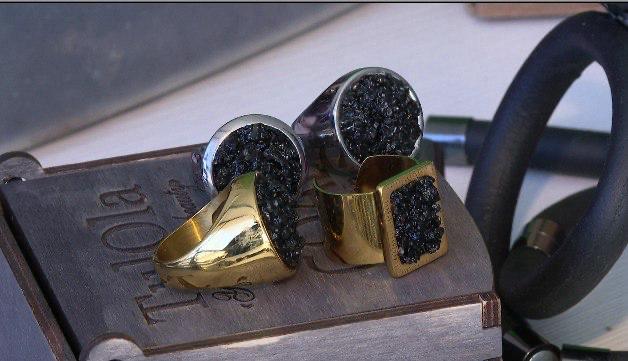 كومىرمەن كومكەرىلگەن اشەكەيلەر