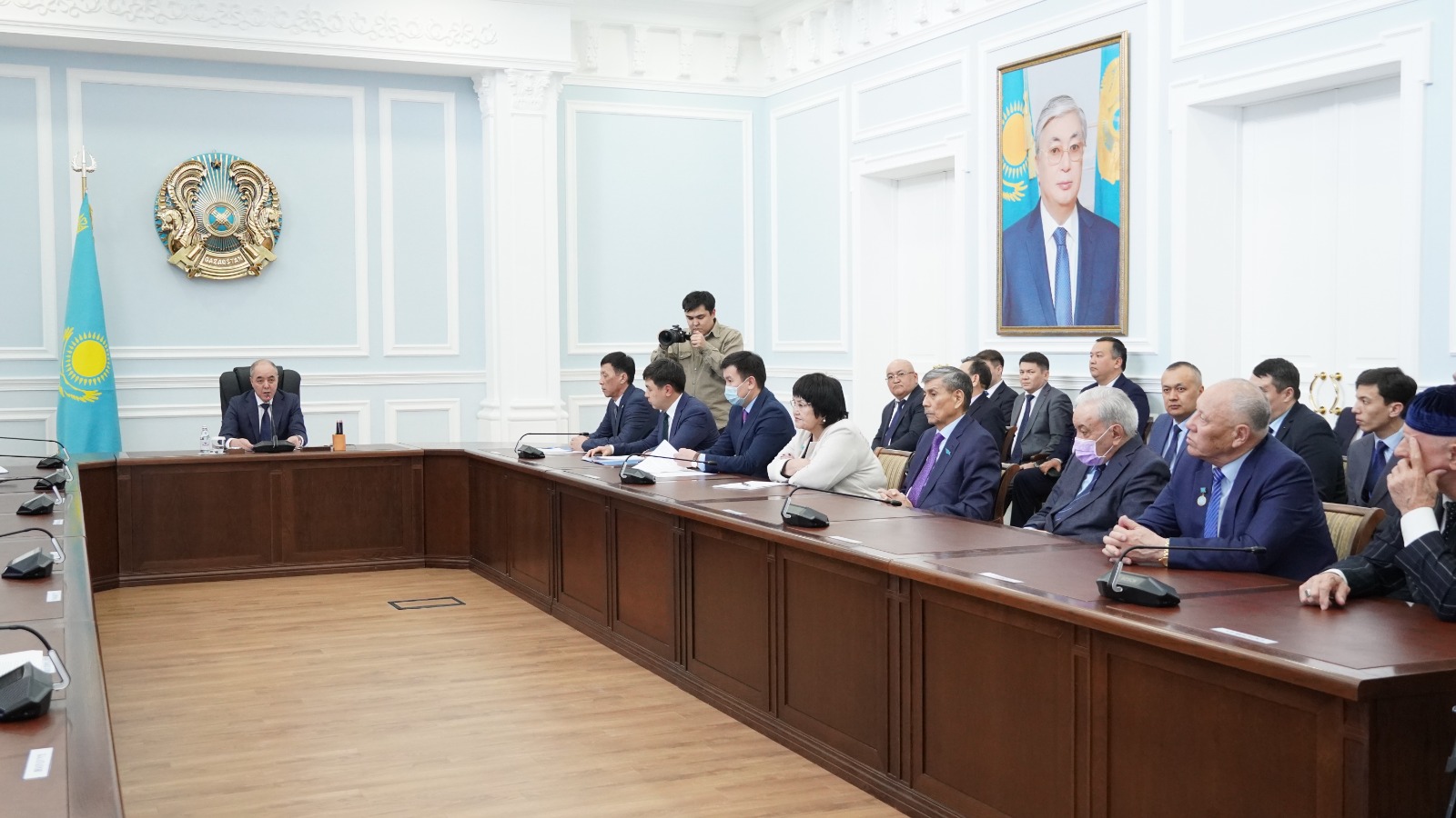 باتىس قازاقستان وبلىسى اكتيۆى جاڭا كونستيتۋتسيا جوباسىن قولدادى