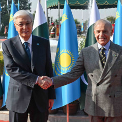 پاكىستاندا پرەزيدەنت قاسىم-جومارت توقاەۆتى رەسمي قارسى الۋ ءراسىمى ءوتتى