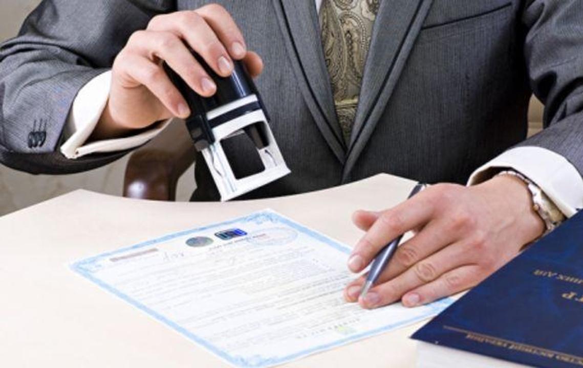 قارجى مينيسترلىگى ەسكەرتەدى: مينيستر تاكيەۆتىڭ اتىن جامىلعان الاياقتار پايدا بولدى