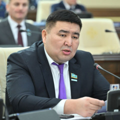 ماجىلىسمەن ەلنۇر بەيسەنباەۆ جاڭا قىزمەتكە تاعايىندالدى